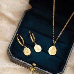 In Stock Stainless Steel Jewelry Tarnish Free 14K Gold Plated Engraved Flower Charm Pendant Necklace And Dangle Earrings Set